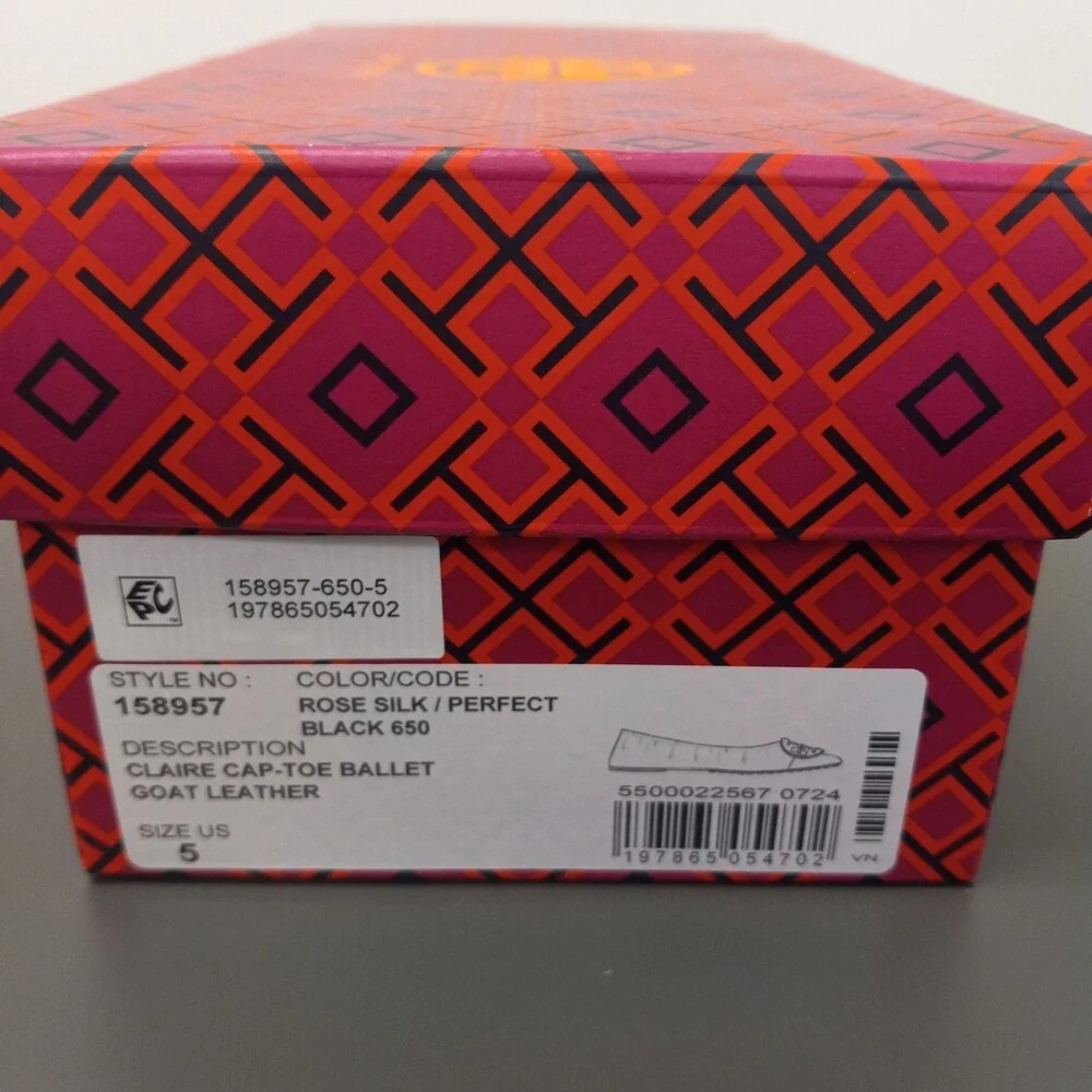 Tory Burch Claire Flat Shoes Size 5....New
